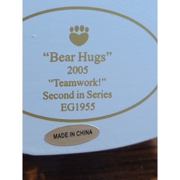 Bear Hugs Ed Seale Teamwork 2nd in Series 2005 Christmas Holiday Ornament - Picture 6 of 14